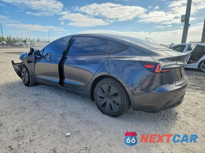 Drugie zdjęcie samochodu z przodu: 2025 TESLA MODEL 3 VIN:5YJ3E1EA1SF997049 - miniatura