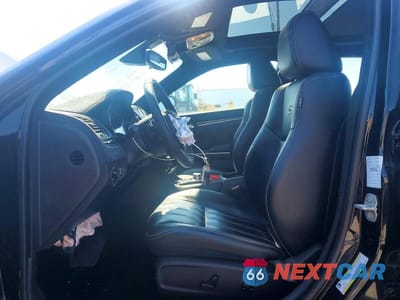 Zdjęcie 7 z 13 samochodu: 2023 CHRYSLER 300 S VIN:2C3CCABG7PH585187 - miniatura