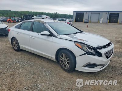 Czwarte zdjęcie samochodu z boku: 2017 HYUNDAI SONATA SE VIN:5NPE24AF5HH458688 - miniatura