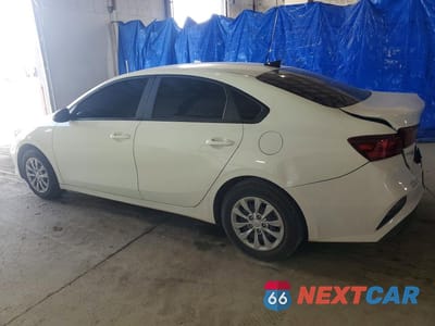 Drugie zdjęcie samochodu z przodu: 2024 KIA FORTE LX VIN:3KPF24AD0RE728483 - miniatura