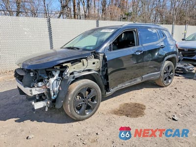 2020 JEEP COMPASS LATITUDE 3C4NJDBBXLT229317 - główne zdjęcie licytacji z USA - miniatura
