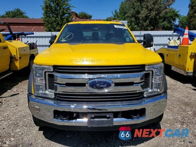 Piąte zdjęcie samochodu w środku: 2019 FORD F450 SUPER DUTY VIN:1FD0X4GT9KEF91269 - miniatura