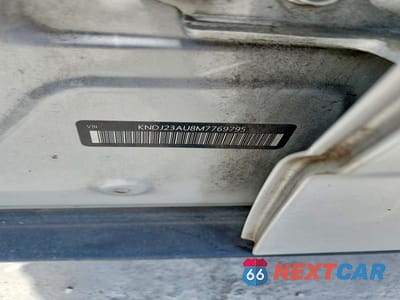 Zdjęcie 12 z 12 samochodu: 2021 KIA SOUL LX VIN:KNDJ23AU8M7769795 - miniatura