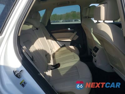 Zdjęcie 11 z 12 samochodu: 2021 AUDI Q5 PREMIUM VIN:WA1AAAFY8M2033983 - miniatura
