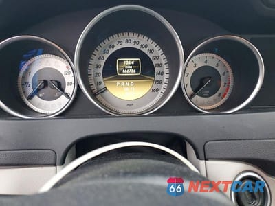 Zdjęcie 9 z 12 samochodu: 2012 MERCEDES-BENZ C 300 4MATIC VIN:WDDGF8BB6CA610838 - miniatura