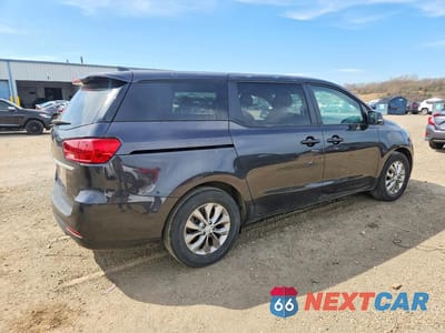Trzecie zdjęcie samochodu z tyłu: 2021 KIA SEDONA LX VIN:KNDMB5C19M6667312 - miniatura