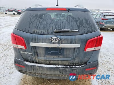 Zdjęcie 6 z 13 samochodu: 2011 KIA SORENTO LX VIN:5XYKTDA22BG069115 - miniatura