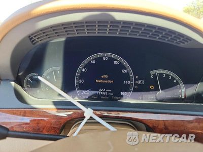 Zdjęcie 9 z 12 samochodu: 2007 MERCEDES-BENZ S 550 4MATIC VIN:WDDNG86X97A137436 - miniatura