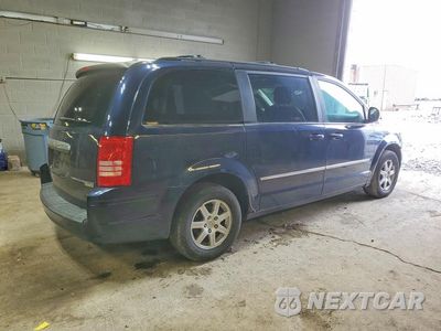 Trzecie zdjęcie samochodu z tyłu: 2010 CHRYSLER TOWN & COUNTRY TOURING PLUS VIN:2A4RR8D18AR449104 - miniatura