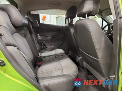 Zdjęcie 10 z 12 samochodu: 2015 CHEVROLET SPARK 1LT VIN:KL8CD6S91FC757473 - miniatura