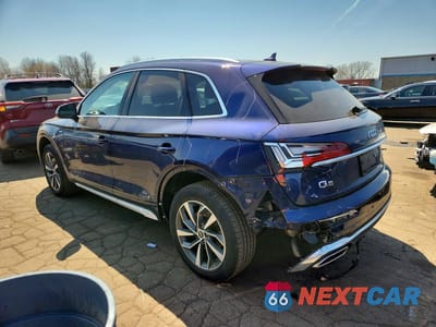 Drugie zdjęcie samochodu z przodu: 2023 AUDI Q5 PREMIUM PLUS 45 VIN:WA1EAAFY1P2067740 - miniatura