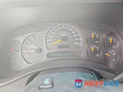 Zdjęcie 9 z 13 samochodu: 2003 CHEVROLET SUBURBAN K1500 VIN:3GNFK16Z23G289826 - miniatura