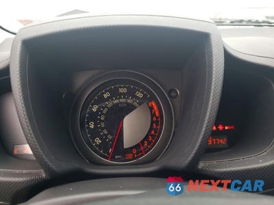 Zdjęcie 9 z 13 samochodu: 2012 SCION XD BASE VIN:JTKKU4B44C1028394 - miniatura