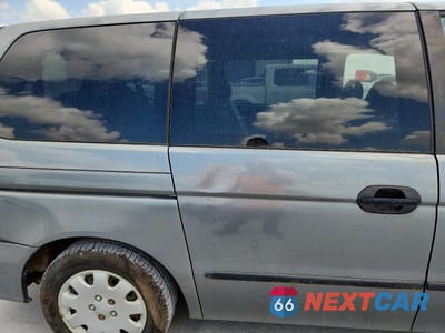 Zdjęcie 11 z 13 samochodu: 2000 HONDA ODYSSEY VIN:2HKRL1851YH548754 - miniatura