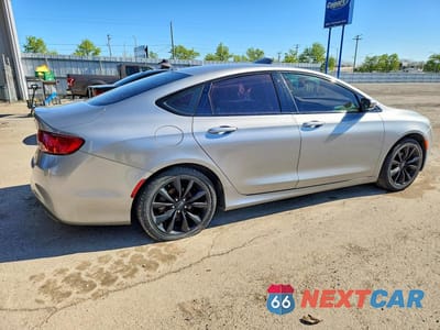 Trzecie zdjęcie samochodu z tyłu: 2015 CHRYSLER 200 S VIN:1C3CCCBBXFN647039 - miniatura