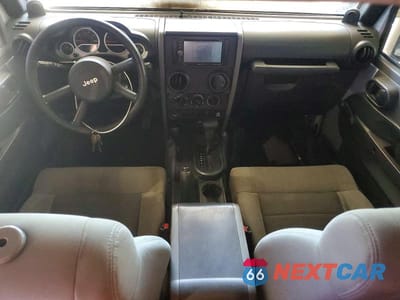 Zdjęcie 8 z 12 samochodu: 2010 JEEP WRANGLER UNLIMITED SPORT VIN:1J4BA3H16AL129360 - miniatura