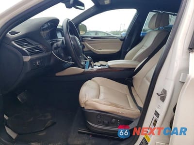 Zdjęcie 7 z 12 samochodu: 2013 BMW X6 XDRIVE35I VIN:5UXFG2C53DL786260 - miniatura
