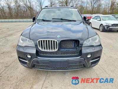 Piąte zdjęcie samochodu w środku: 2013 BMW X5 XDRIVE50I VIN:5UXZV8C56D0C14562 - miniatura
