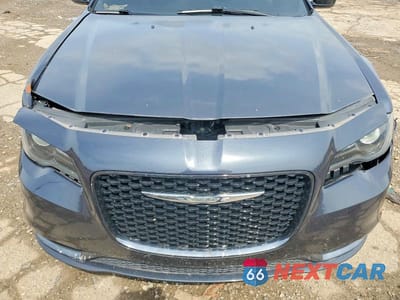 Zdjęcie 11 z 12 samochodu: 2019 CHRYSLER 300 S VIN:2C3CCAGGXKH536857 - miniatura