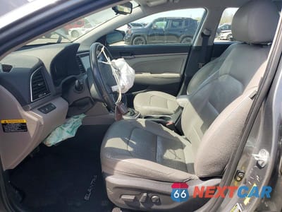 Zdjęcie 7 z 12 samochodu: 2017 HYUNDAI ELANTRA LIMITED VIN:KMHD84LF6HU263501 - miniatura