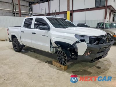 Czwarte zdjęcie samochodu z boku: 2025 CHEVROLET COLORADO VIN:1GCPSBEK7S1239718 - miniatura
