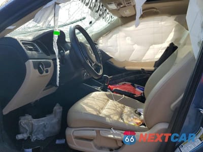 Zdjęcie 7 z 12 samochodu: 2017 VOLKSWAGEN JETTA SE VIN:3VWDB7AJ7HM297981 - miniatura