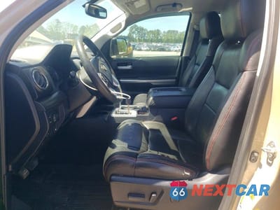 Zdjęcie 7 z 12 samochodu: 2017 TOYOTA TUNDRA SR5 VIN:5TFDW5F19HX585192 - miniatura