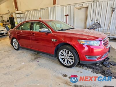 Czwarte zdjęcie samochodu z boku: 2015 FORD TAURUS LIMITED VIN:1FAHP2F81FG102968 - miniatura