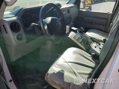 Zdjęcie 8 z 14 samochodu: 2018 FORD ECONOLINE E350 SUPER DUTY CUTAWAY VAN VIN:1FDWE3FS9JDC36688 - miniatura