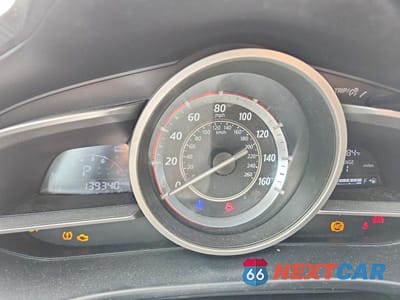 Zdjęcie 9 z 12 samochodu: 2015 MAZDA 3 TOURING VIN:3MZBM1V71FM166748 - miniatura