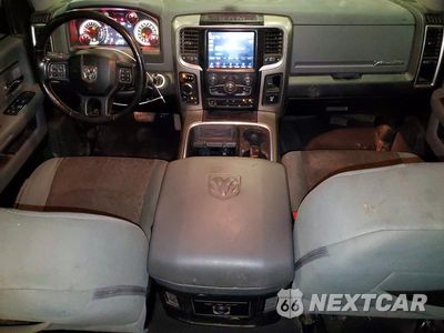 Zdjęcie 8 z 12 samochodu: 2018 RAM 1500 SLT VIN:3C6RR7LT0JG195775 - miniatura
