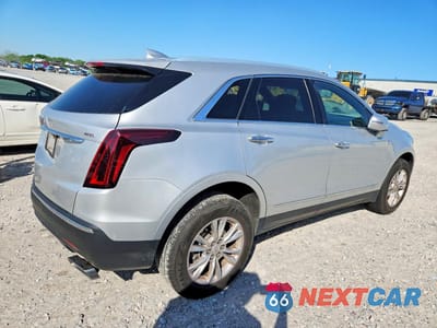Trzecie zdjęcie samochodu z tyłu: 2020 CADILLAC XT5 LUXURY VIN:1GYKNBR42LZ148866 - miniatura