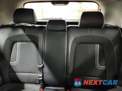 Zdjęcie 10 z 14 samochodu: 2024 HYUNDAI VENUE LIMITED VIN:KMHRC8A31RU291650 - miniatura