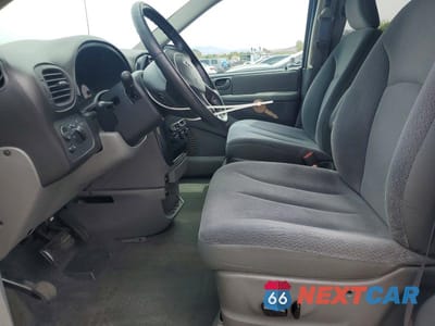 Zdjęcie 7 z 13 samochodu: 2005 DODGE GRAND CARAVAN SXT VIN:2D8GP44L35R271834 - miniatura
