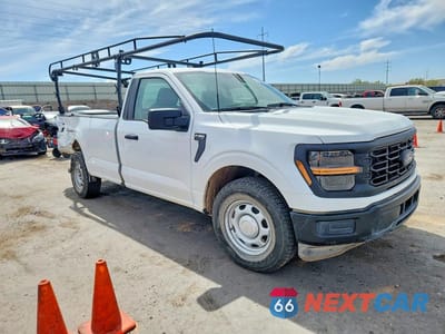 Czwarte zdjęcie samochodu z boku: 2024 FORD F150 XL VIN:1FTMF1KP0RKE97309 - miniatura