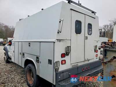 Drugie zdjęcie samochodu z przodu: 2016 FORD F450 SUPER DUTY UTILITY / SERVICE TRUCK VIN:1FDUF4HT9GEA85080 - miniatura
