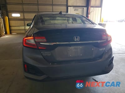 Zdjęcie 6 z 12 samochodu: 2018 HONDA CLARITY VIN:JHMZC5F12JC011303 - miniatura