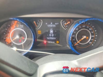 Zdjęcie 9 z 13 samochodu: 2018 JEEP WRANGLER UNLIMITED SPORT VIN:1C4HJXDG9JW152857 - miniatura