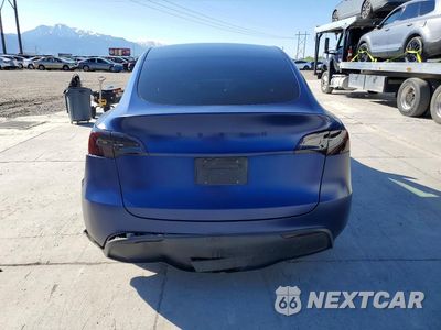Zdjęcie 6 z 12 samochodu: 2024 TESLA Y VIN:7SAYGAEE0RF120939 - miniatura