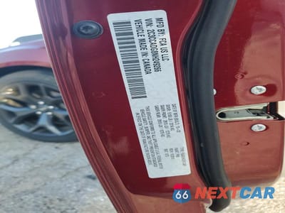 Zdjęcie 12 z 12 samochodu: 2022 CHRYSLER 300 VIN:2C3CCADG8NH249266 - miniatura