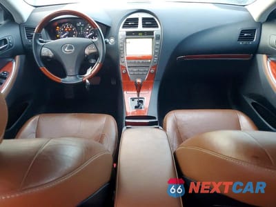 Zdjęcie 8 z 12 samochodu: 2012 LEXUS ES 350 BASE VIN:JTHBK1EGXC2482711 - miniatura