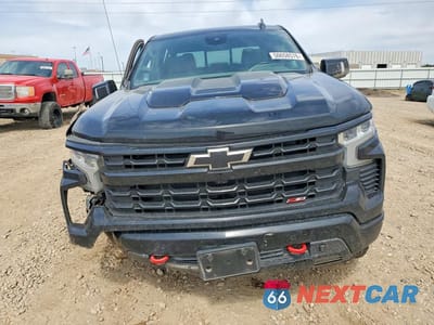 Piąte zdjęcie samochodu w środku: 2024 CHEVROLET SILVERADO K1500 LT TRAIL BOSS VIN:3GCUDFE81RG120941 - miniatura