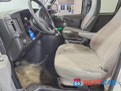 Zdjęcie 7 z 13 samochodu: 2019 CHEVROLET EXPRESS G3500 LT VIN:1GAZGPFP2K1176215 - miniatura