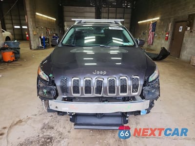 Piąte zdjęcie samochodu w środku: 2015 JEEP CHEROKEE LATITUDE VIN:1C4PJMCS3FW565445 - miniatura