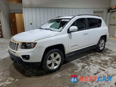 2015 JEEP COMPASS LATITUDE 1C4NJDEB8FD109294 - główne zdjęcie licytacji z USA - miniatura