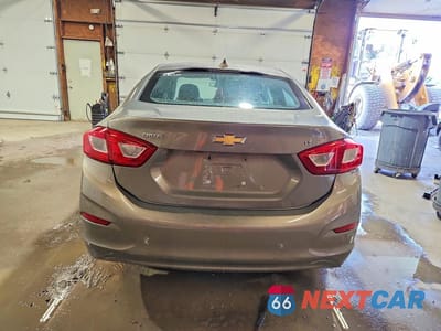Zdjęcie 6 z 12 samochodu: 2017 CHEVROLET CRUZE LT VIN:3G1BE5SM3HS557635 - miniatura