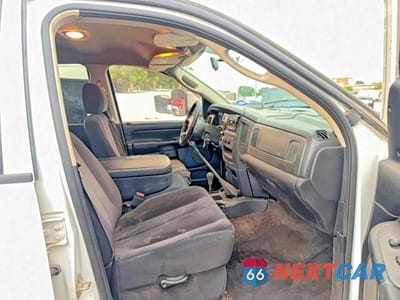 Piąte zdjęcie samochodu w środku: 2003 DODGE RAM 3500 ST VIN:3D7MU48C93G799276 - miniatura