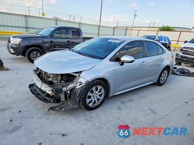 2020 TOYOTA COROLLA LE 5YFEPRAE4LP031505 - główne zdjęcie licytacji z USA - miniatura