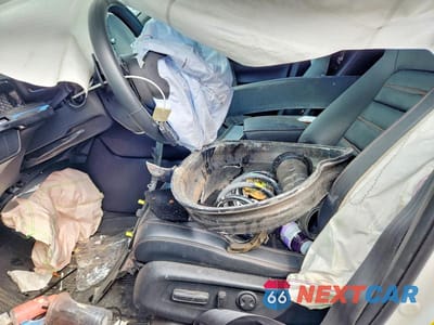 Zdjęcie 7 z 13 samochodu: 2023 HONDA CR-V SPORT TOURING VIN:2HKRS6H93PH805995 - miniatura