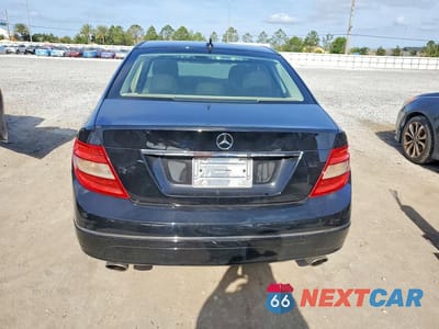 Zdjęcie 6 z 12 samochodu: 2011 MERCEDES-BENZ C 300 VIN:WDDGF5EB0BA508217 - miniatura